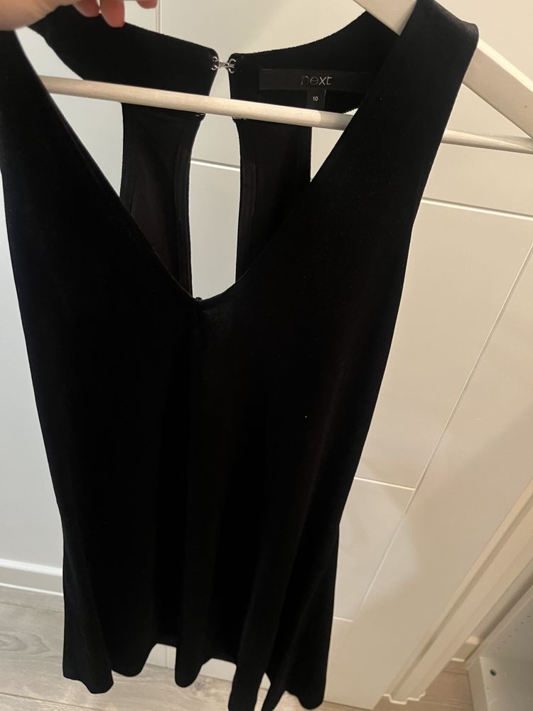 Black Sleeveless Dress ( ref. 6) 